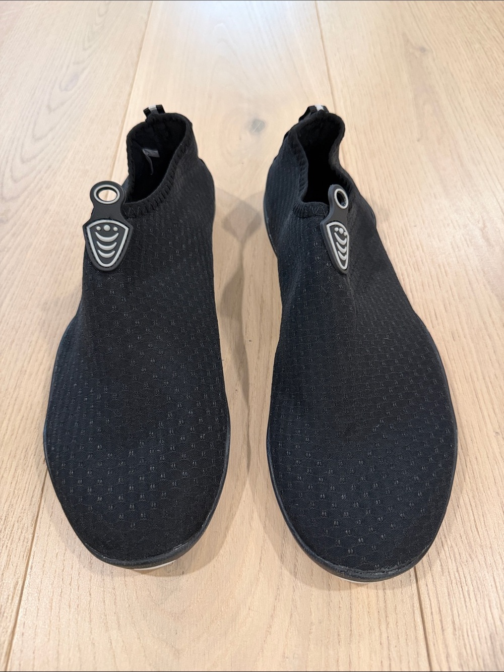 NWOT Men's Black Slip-On Water Sneakers Size 43 European / 10 US